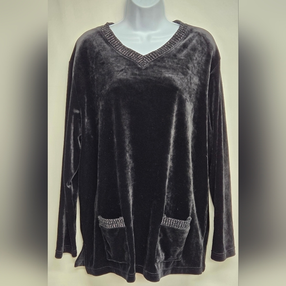 Russ XL 16/18 Black Velour Pullover Sweater Top Pockets Metallic Trim V Neck